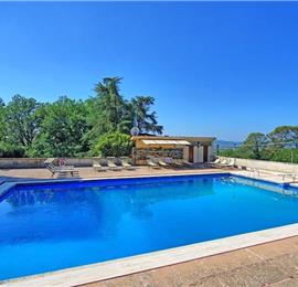 6 bedroom villa with large pool and tennis court near Arezzo, Southern Tuscany, sleeps 12